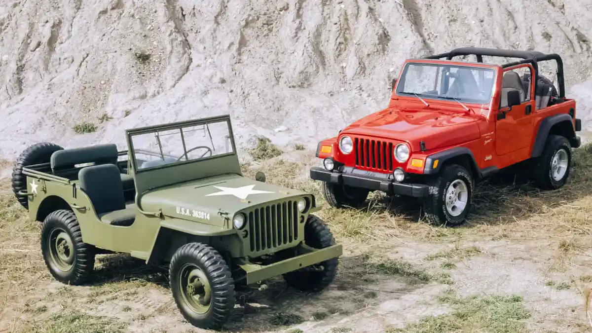 Foto - 11 Mobil Klasik Bersebelahan Dengan Model Terbarunya