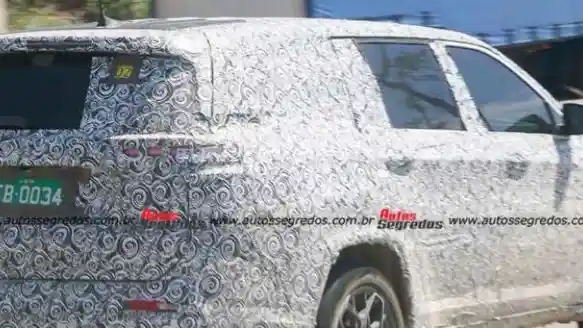 Foto - SPY SHOT: Jeep 7 Seater Untuk Pasar Indonesia?