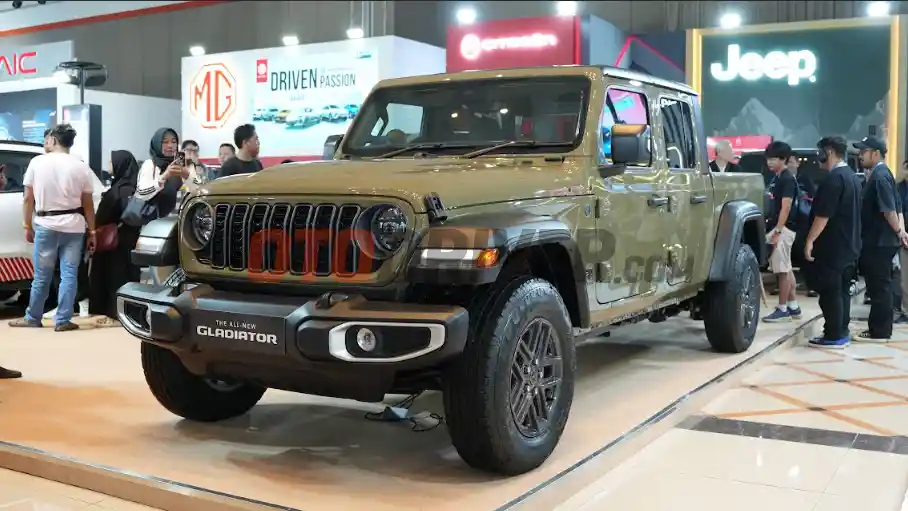 Berita - Jeep Resmi Luncurkan Gladiator Sport Dan Rubicon Di GIIAS Bandung 2025