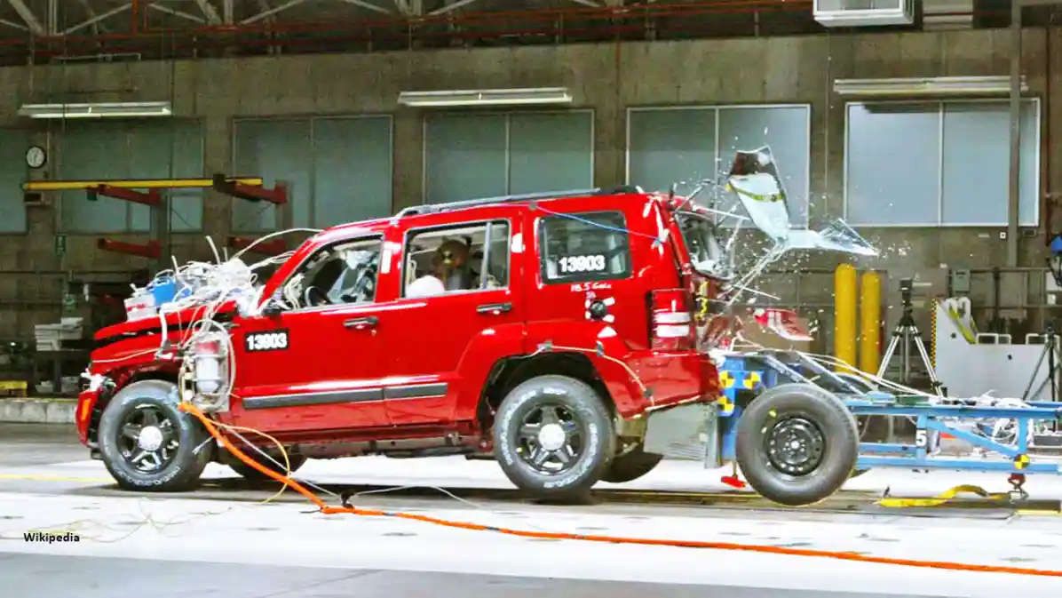 Foto - Tahun 2028 Kendaraan Komersial Ringan Di Tiongkok Harus Pakai Rem Canggih