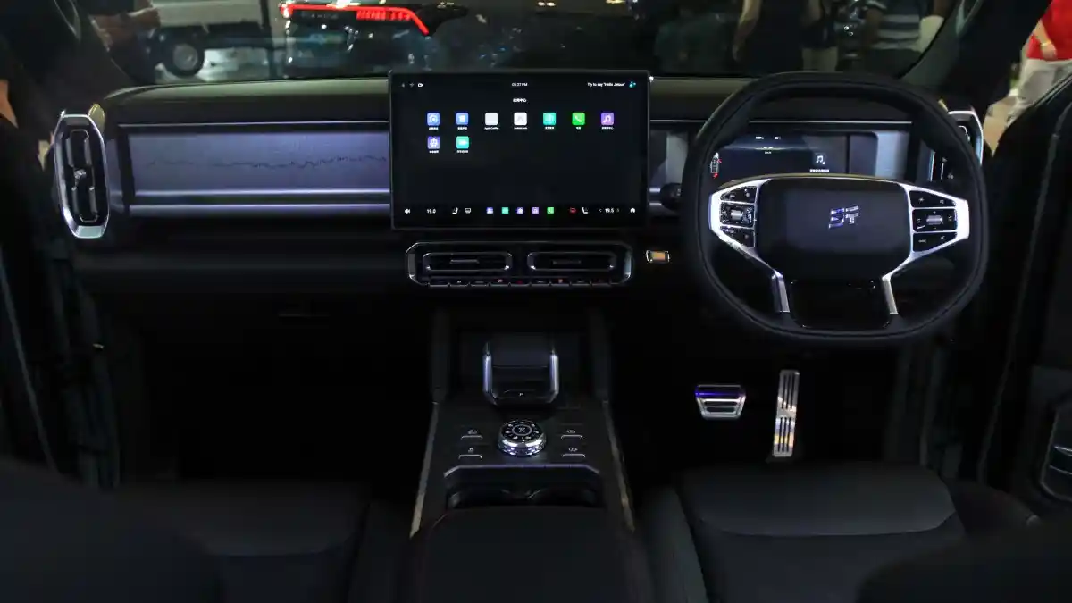 Foto - Mampukah Jetour T2 Melawan SUV Old Style Seperti Fortuner Hingga Pajero Sport?