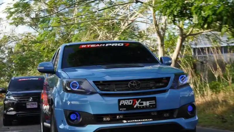 Foto - Uji Kekuatan Pelek dan Daya Sorot Lampu Dengan Keliling Indonesia