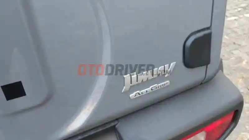 Foto - First Impression : Suzuki All New Jimny 