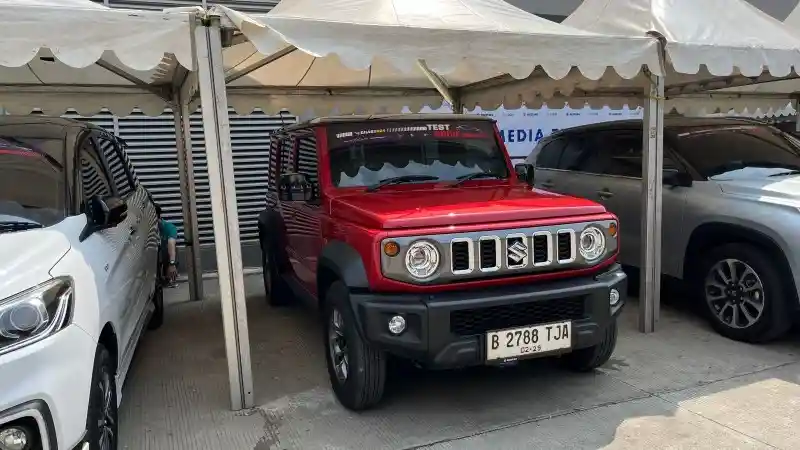 Foto - Sebelum Beli Jimny 5 Door, Lihat Dan Test Drive Dulu Mobil Ini Di GIIAS 2024
