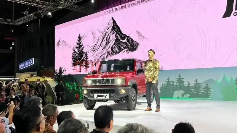 Foto - Suzuki Jimny 5 Pintu Resmi Meluncur Di Indonesia, Harga Mulai Rp 462 Juta