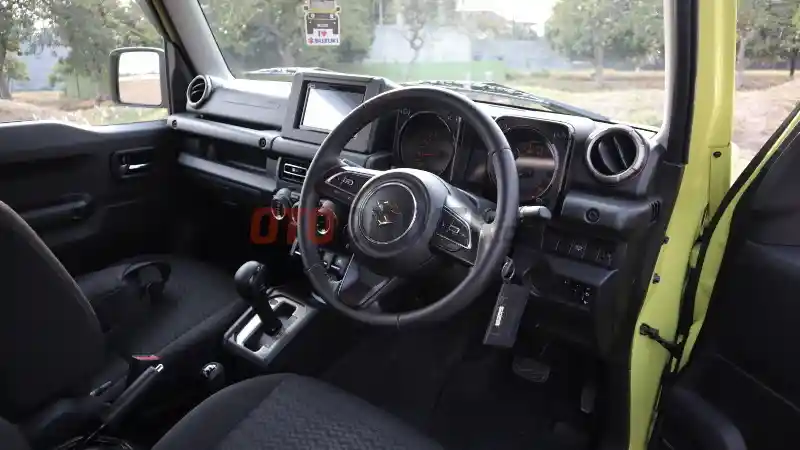 Foto - DP Suzuki Jimny Mulai Rp 98 Juta, Berapa Angsuran Bulanannya Mulai Tenor 1 Hingga 5 Tahun 