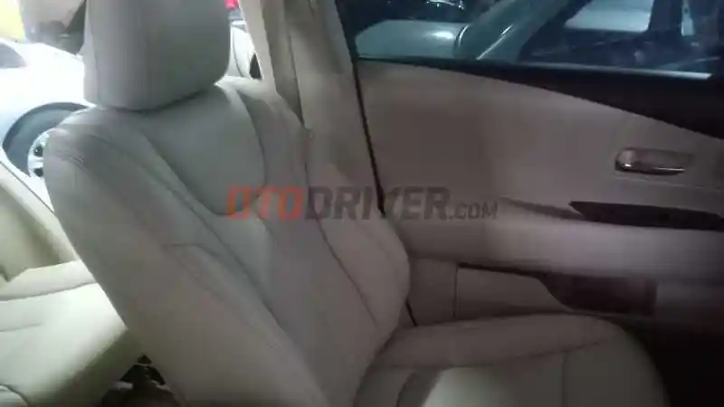 Berita - Mau Modifikasi? Ini Tips Memilih Warna Jok Mobil Sesuai Interior