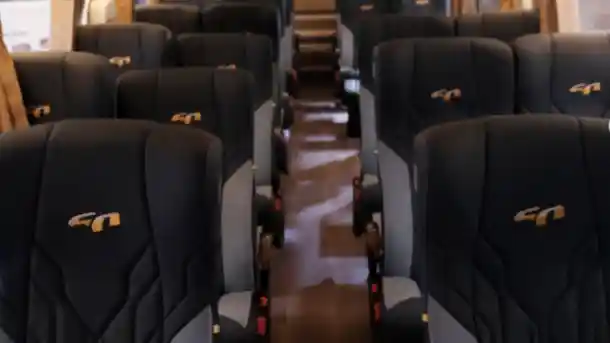 Foto - Jetbus 5 "Edisi 50 Tahun Adiputro" Tidak Akan Pernah Diproduksi Ulang 