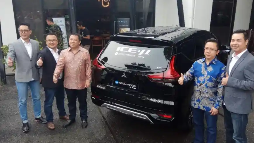 Foto - Kaca Film Konica Minolta Masuki Pasar Indonesia, Ini Kisaran Harganya