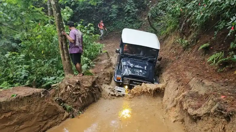 Foto - HUT ke 3 Kagama 4x4 Adventure. Tetap Guyup, Rukun dan Berdaya Guna