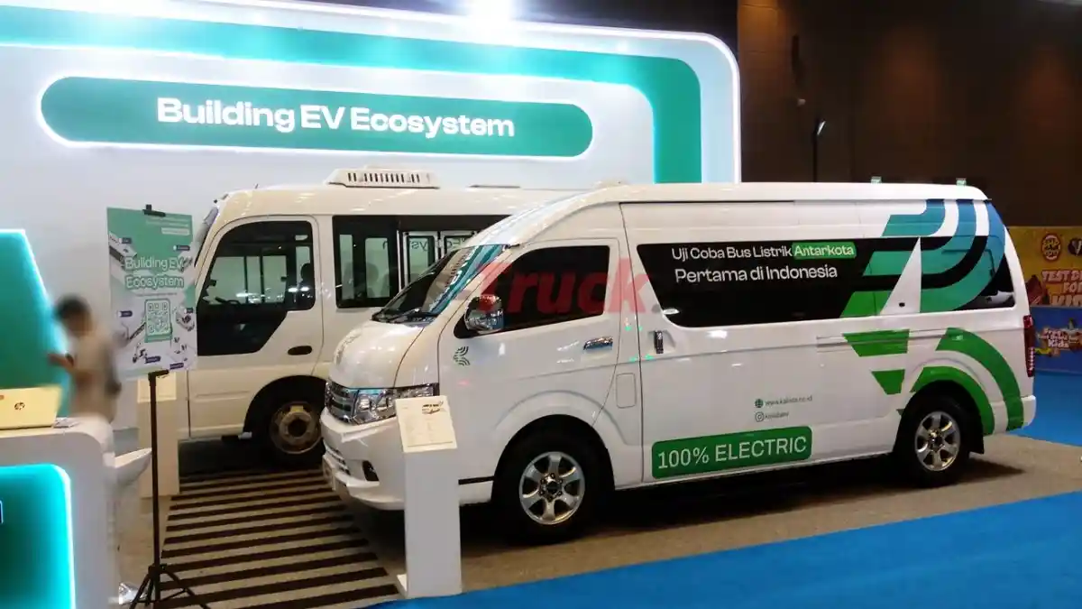 Foto - Lima Tips Pilih Bus Listrik
