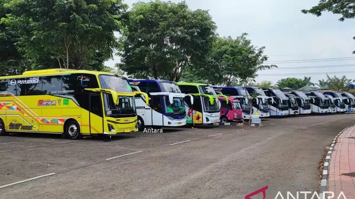 Foto - Dukung Misa Paus, Ini Lokasi Kantong Parkir Bus Di Jakarta Pusat Dan Jakarta Timur