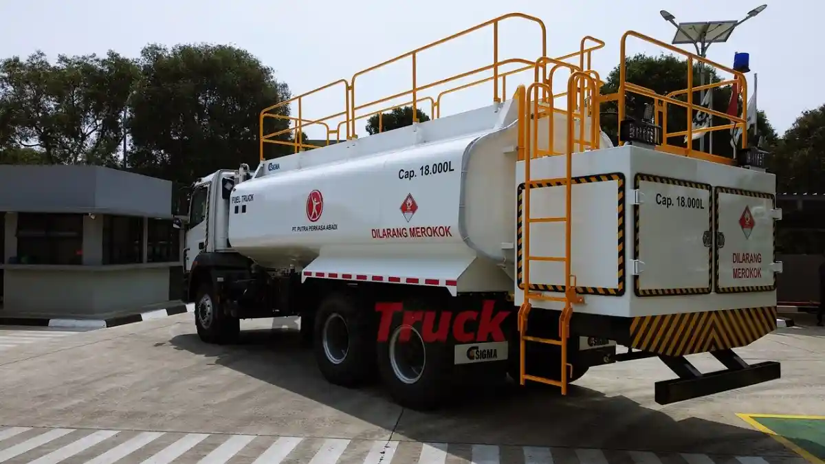 Foto - DCVI Makin Intensif Bina Karoseri Truk Angkut Berat