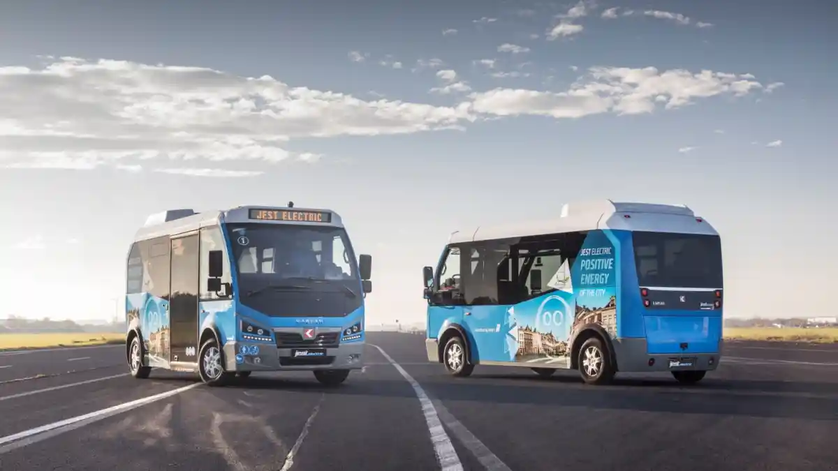 Van - BMW Andalkan Jemputan Listrik Asal Turki Untuk Pegawainya