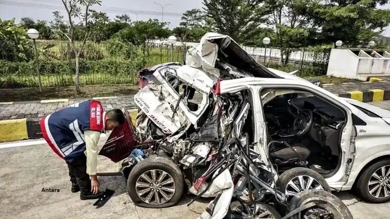 Foto - Kemenhub Dalami Penyebab Kecelakaan Truk Di Tol Purbaleunyi