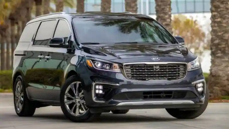 Foto - Kia Carnival Terbaru Sudah Dipesan 3.500 Unit di India