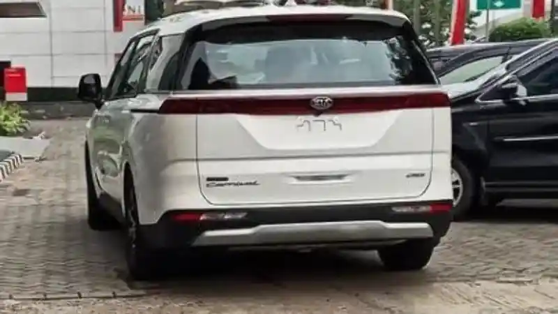 Foto - Hadir Di GIIAS 2021, Begini Perkiraan Spesifikasi KIA Grand Carnival