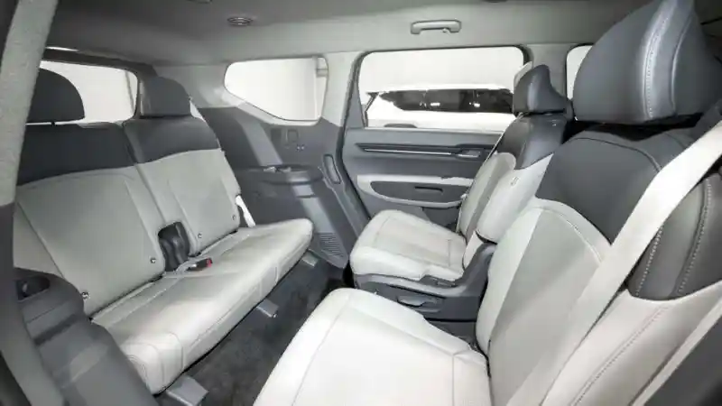 Foto - Kia Tebar Pesona, Intip Interior dan Exterior Kia EV9