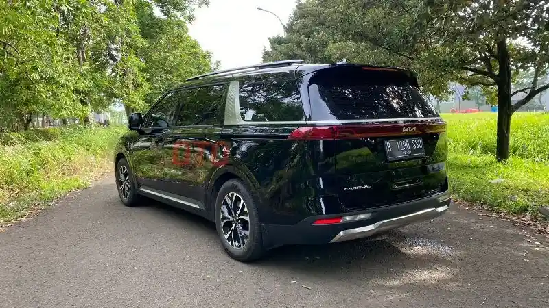 Foto - FIRST DRIVE: KIA Grand Carnival 2021