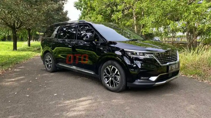 Foto - FIRST DRIVE: KIA Grand Carnival 2021