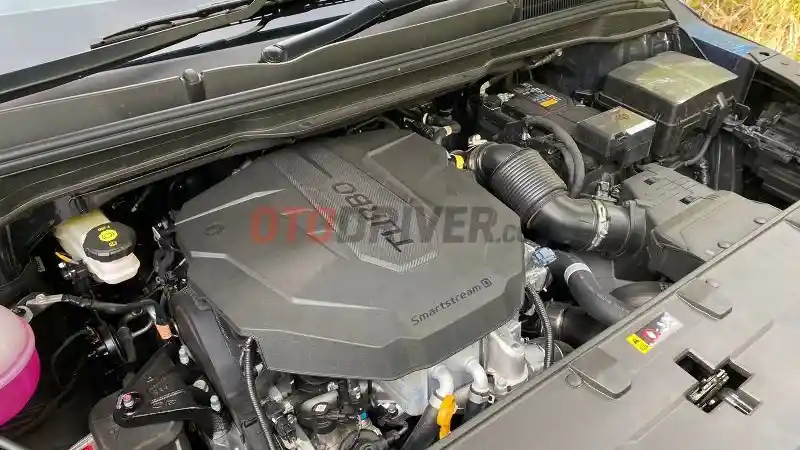 Foto - FIRST DRIVE: KIA Grand Carnival 2021