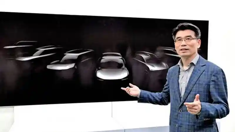 Foto - Kia Siapkan 7 Mobil Listrik, Mulai Hatchback Hingga SUV