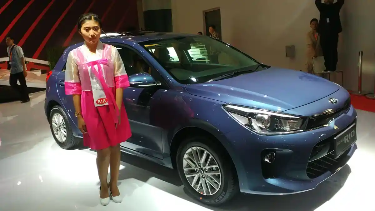 Berita - GALERI: Kia Rio 2017 Spek Indonesia (15 Foto)