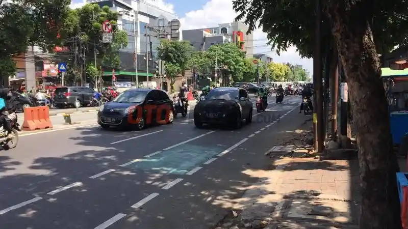 Foto - Prototipe Kia Sonet Kembali Gentayangan Di Jalan. Semakin Dekat Waktu Peluncuran?