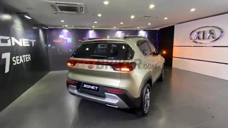 Berita - GALERI : Kia Sonet 7 (25 FOTO)