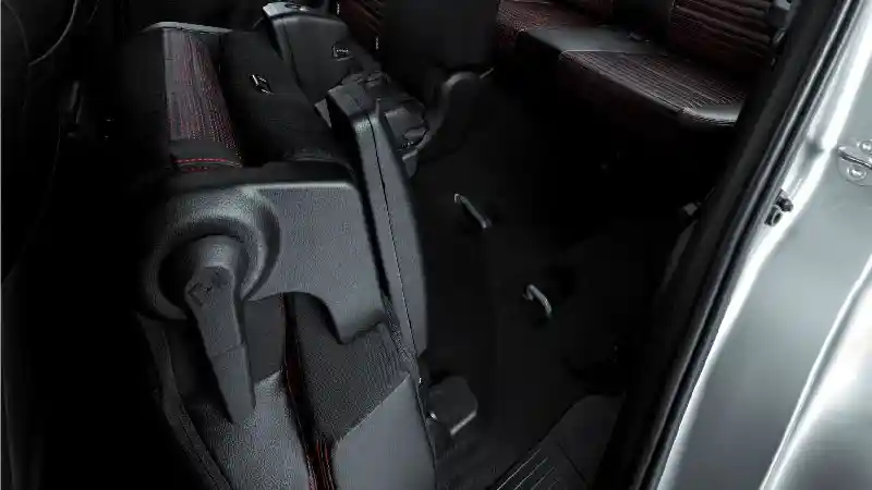 Foto - Ini Langkah Re-Engineering Kia Sonet Untuk Menjadi 7 Seater