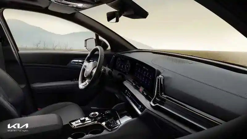 Foto - Kia Sportage PHEV, Sebuah Kinerja Mesin Turbo Dan Motor Listrik 