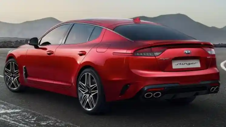 Foto - KIA Stinger Setop Produksi Akhir Tahun Ini