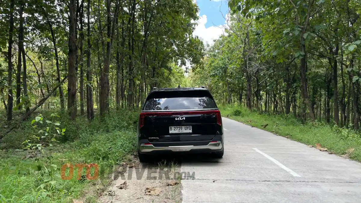 Foto - Pilihan Tepat Pakai Kia Carnival Mudik, Fiturnya Canggih, Lega Dan Irit BBM