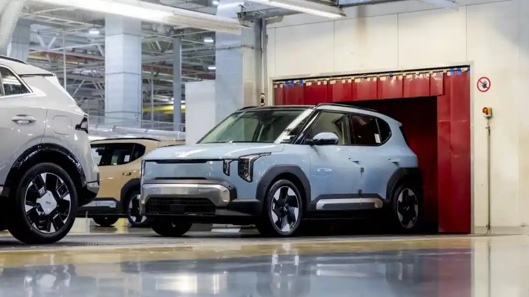 Foto - Mobil Listrik Termurah Kia Diproduksi Massal, Ini Bocorannya