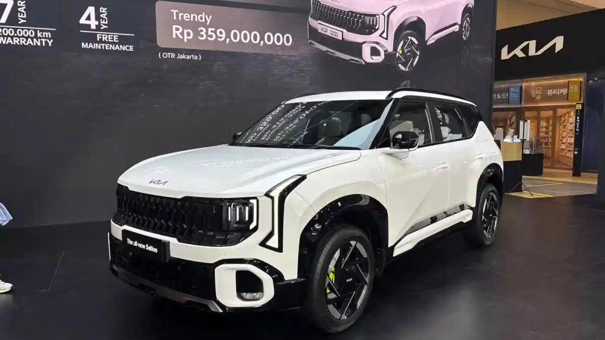Berita - KIA Seltos Bermain di Kelas SUV Rp 350-470 Jutaan, Simak Persaingannya Dengan HR-V Hingga Yaris Cross