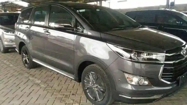 Berita - Toyota Innova Venturer Tertangkap Kamera, Tipe Q Diesel Akan Diskontinu?