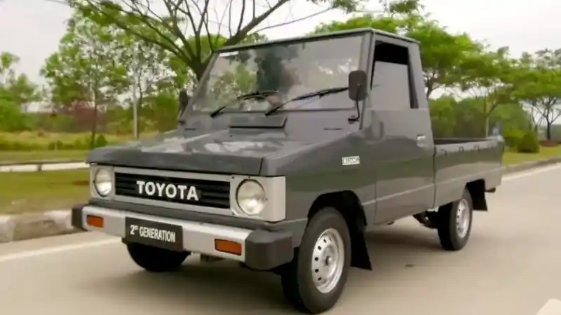 Foto - Kilas Sejarah Toyota Kijang (Bagian 1)