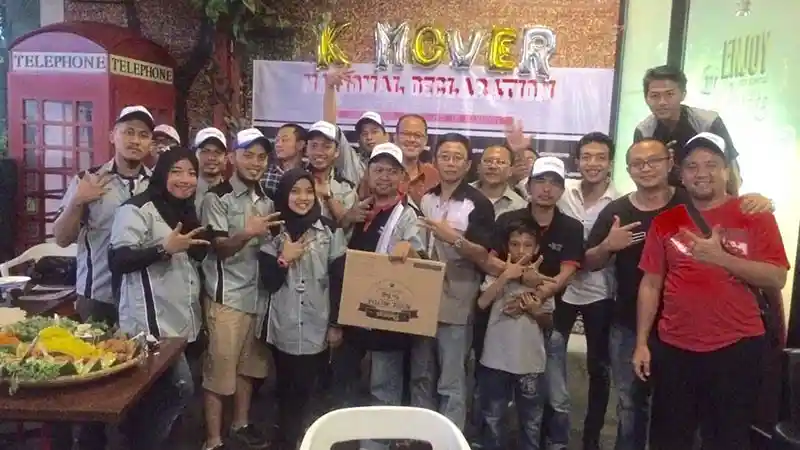 Foto - K-Mover Ajak Pemilik Mobil Berwarna Silver Bergabung dan Jadi Member