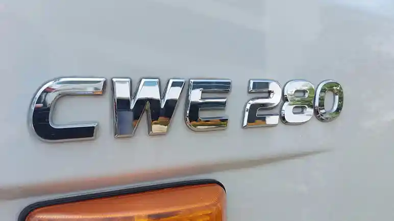 Foto - Membaca Kode Dari Truk : Tiap Huruf Mengandung Makna Tersendiri