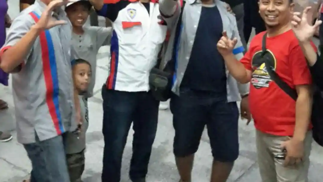 Foto - Berbagai Komunitas di Bandung Bersatu Padu Peringati Hari Pahlawan