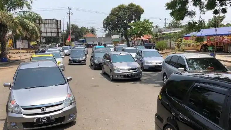 Berita - Komunitas Honda Stream di Bandung Solid Jaga Eksistensi
