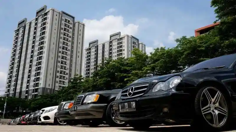 Foto - Mercedes-Benz Club Indonesia Berkumpul di Banten Sebelum Munas