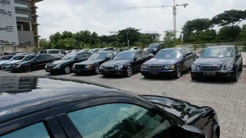 Foto - Mercedes-Benz Club Indonesia Berkumpul di Banten Sebelum Munas