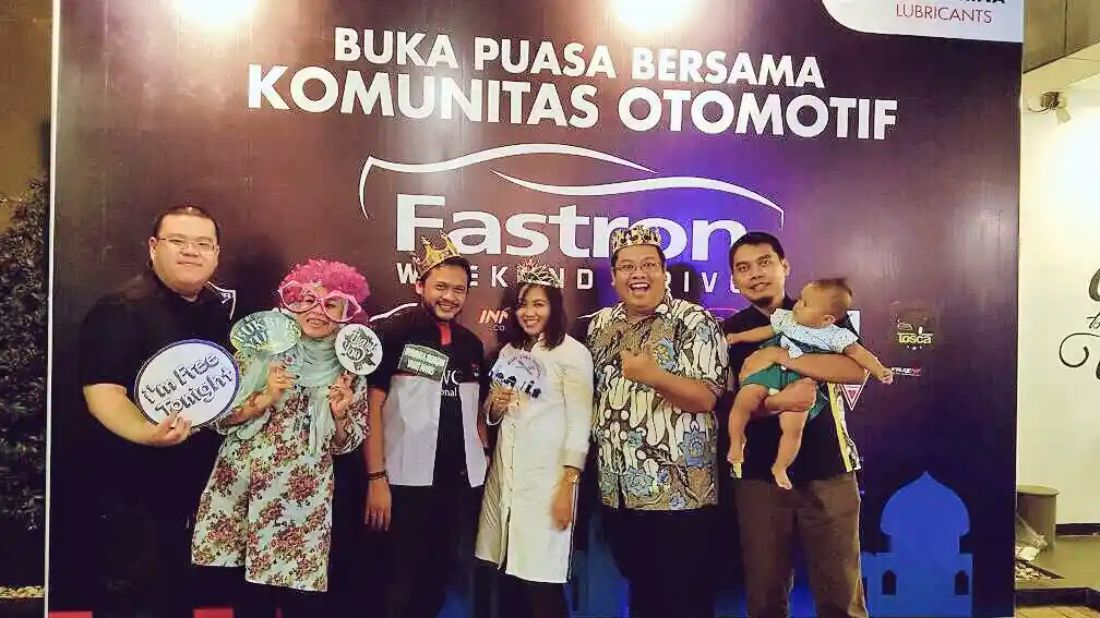 Foto - Komunitas Mobil Bukber Dengan Pertamina Lubricants, Diberi Promo Spesial