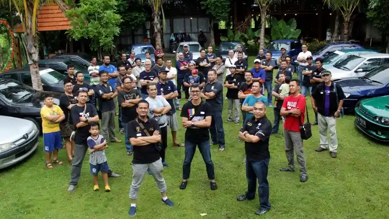 Foto - Indonesia Peugeot 306 Community Padati Solo Untuk Gathering Nasional 