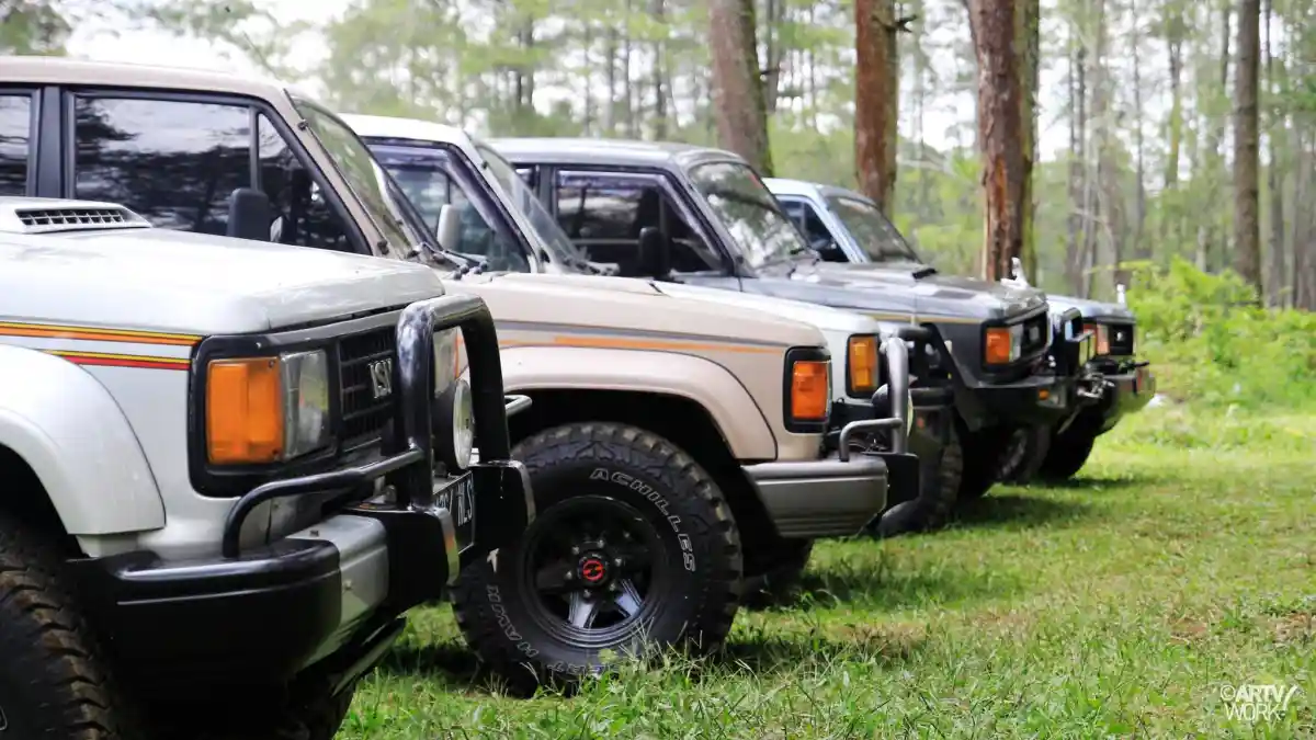 Foto - Komunitas Trooper Indonesia Nikmati Tahun Baruan di Alam Bebas (10 Foto)