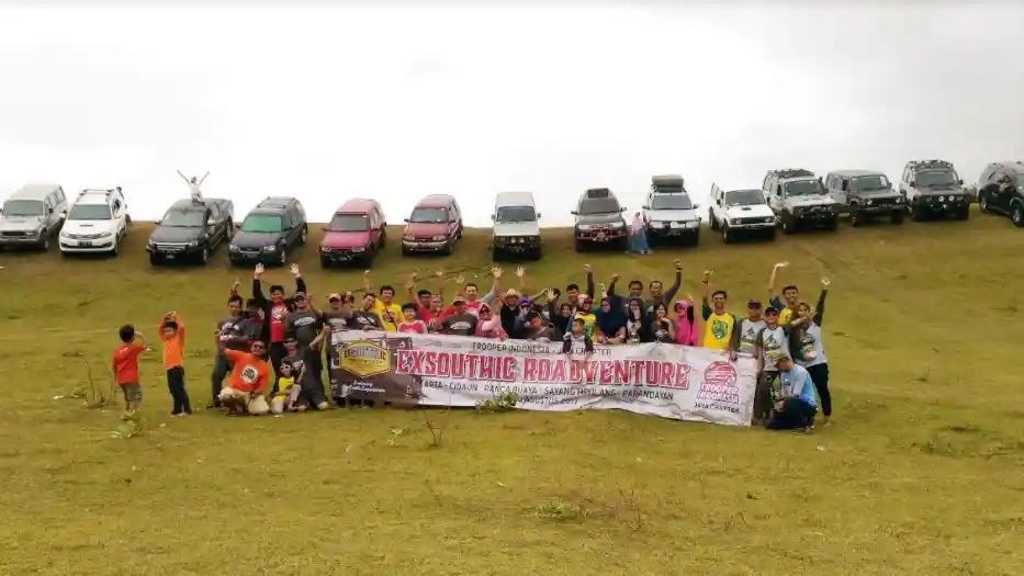 Foto - Komunitas Trooper Indonesia Eksplorasi Keindahan Pesisir Selatan Jawa
