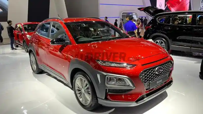Foto - Perang Garansi DFSK Glory Vs Hyundai Kona