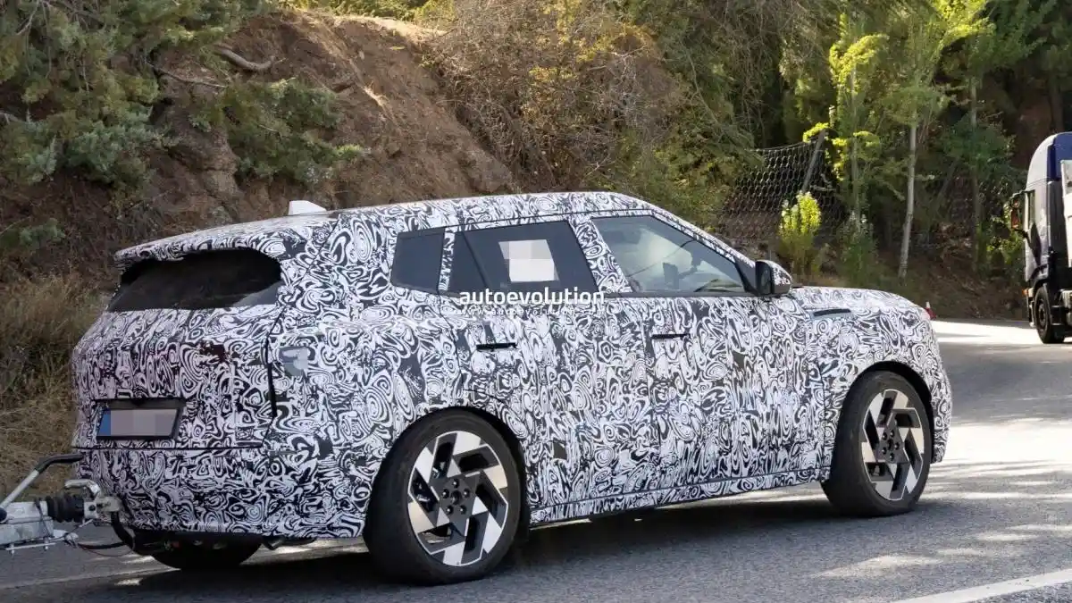 Foto - Hyundai Kona Baru Mulai Terlihat, Desain Makin Tegas dan Siap Bawa Teknologi Hybrid