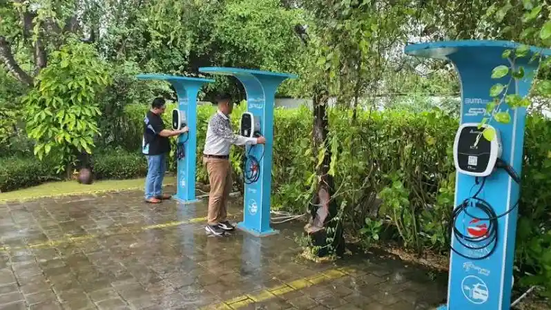 Foto - PLN Siapkan 108 Charging Station Baru di Labuan Bajo Untuk Sukseskan KTT ASEAN